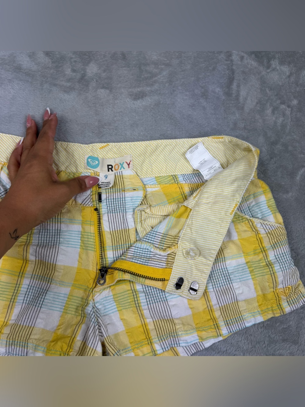 Vintage Roxy plaid shorts sz 9 juniors - Picture 4 of 9